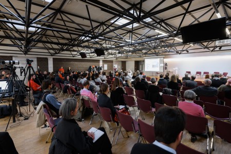 Full house: Symposium „Vom Bau zum Umbau", 24. November, Festsaal der Alten WU (WEST) Wien. Foto © eSeL.at/ Joanna Pianka